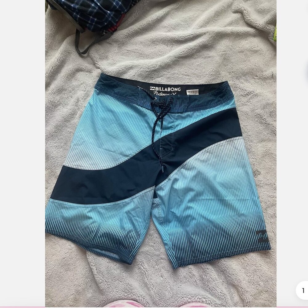 Billabong Men's Board Shorts Size 32 Blue Navy Stripes Surf Swim Surf Beach